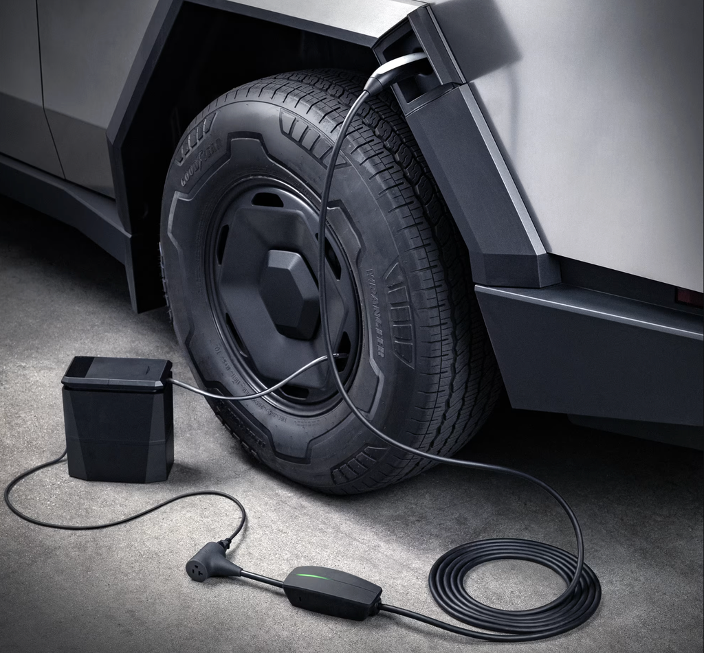 Tesla Model Y Performance Gains Bidirectional Charging: A Closer Look at the New V2L Feature