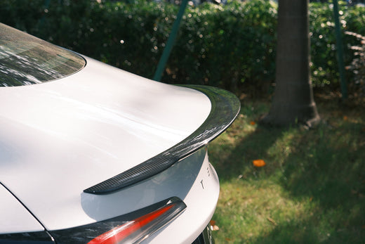 Enhancing the Tesla Model 3 with a Carbon Fiber Exterior